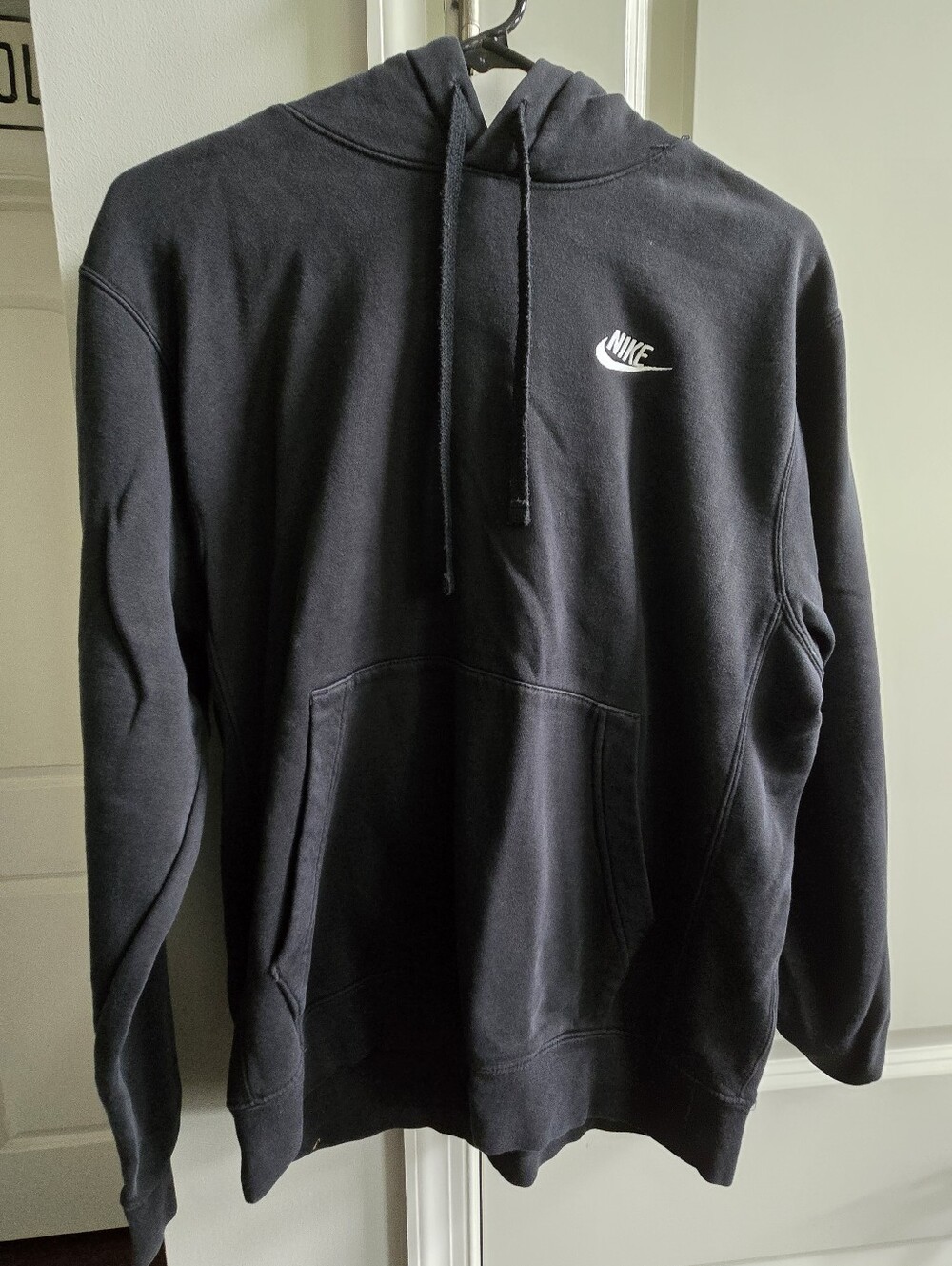 Nike Sportswear Club Fleece Pullover Hoodie Small